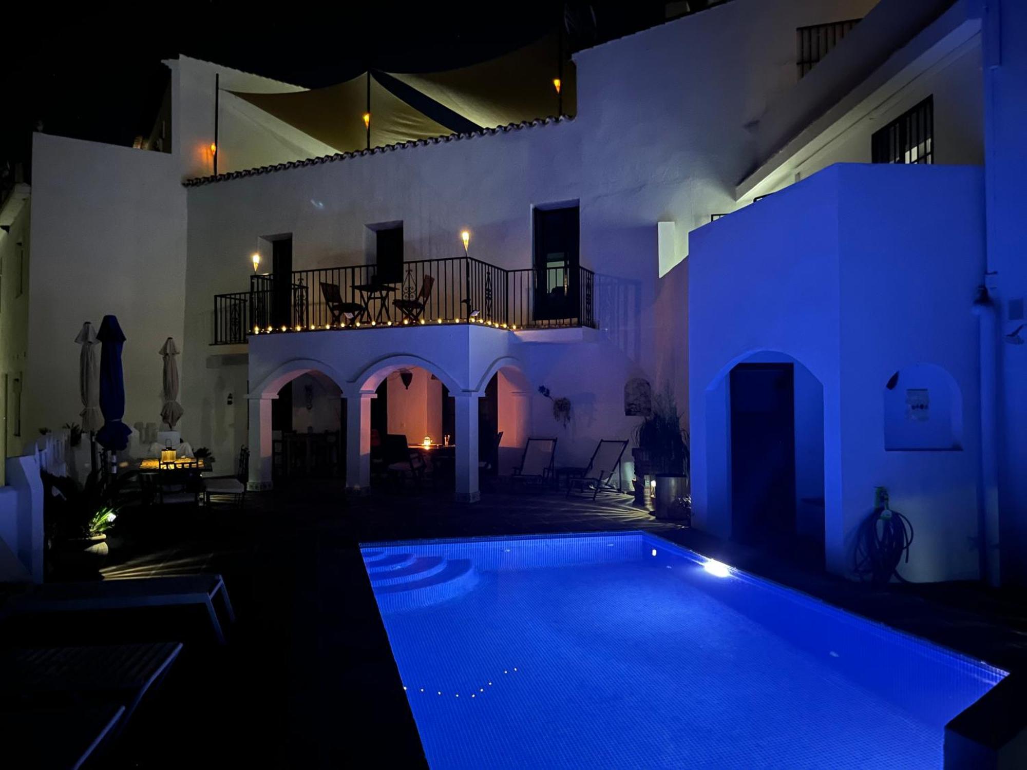 Casa Del Leon Villa Istan Exterior photo
